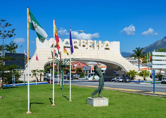 Lomas De Cabopino By Interhome 別荘 マルベーリャ